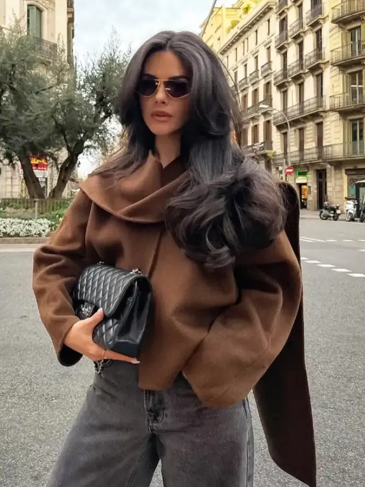 Winter Wear | Jackets And Coats^Alamode By Akanksha Clepa Vintage Woolen Short Coat In Brown With Scarf