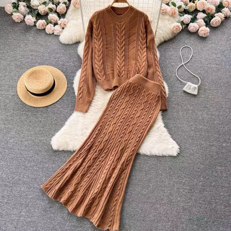 Winter Wear | Winter Co-Ords^Alamode By Akanksha Salma Knitted Woolen Coord Set