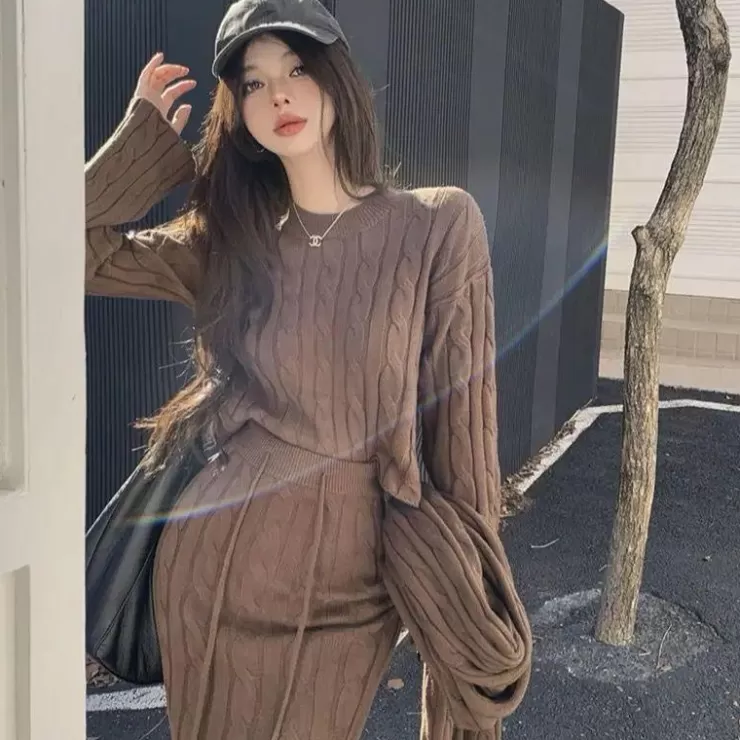 Co-Ords | Winter Wear^Alamode By Akanksha Tokyo Knitted 3PC Coord Set With Scarf- Luxe Collection
