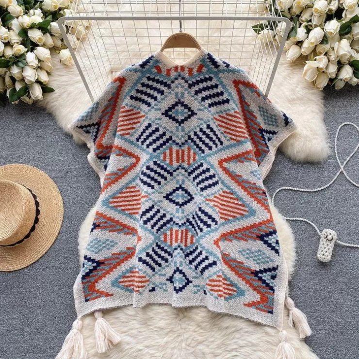 Winter Wear | Jackets And Coats^Alamode By Akanksha Violetta Vintage Warm Knitted Capes